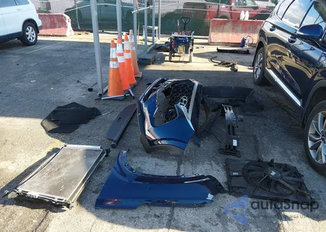 2019 Hyundai Santa Fe Ultimate from USA, damaged, VIN 5NMS5CAD4KH063845